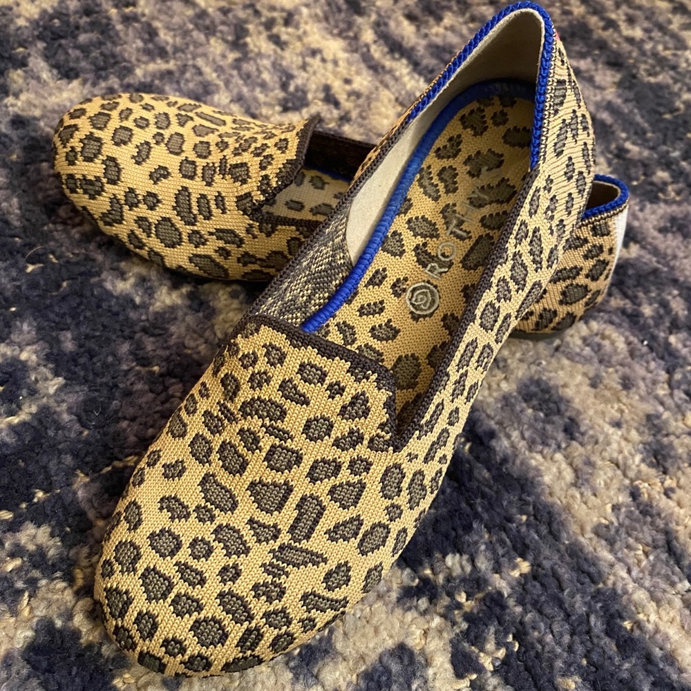 Rothy’s leopard print loafer- Size 2